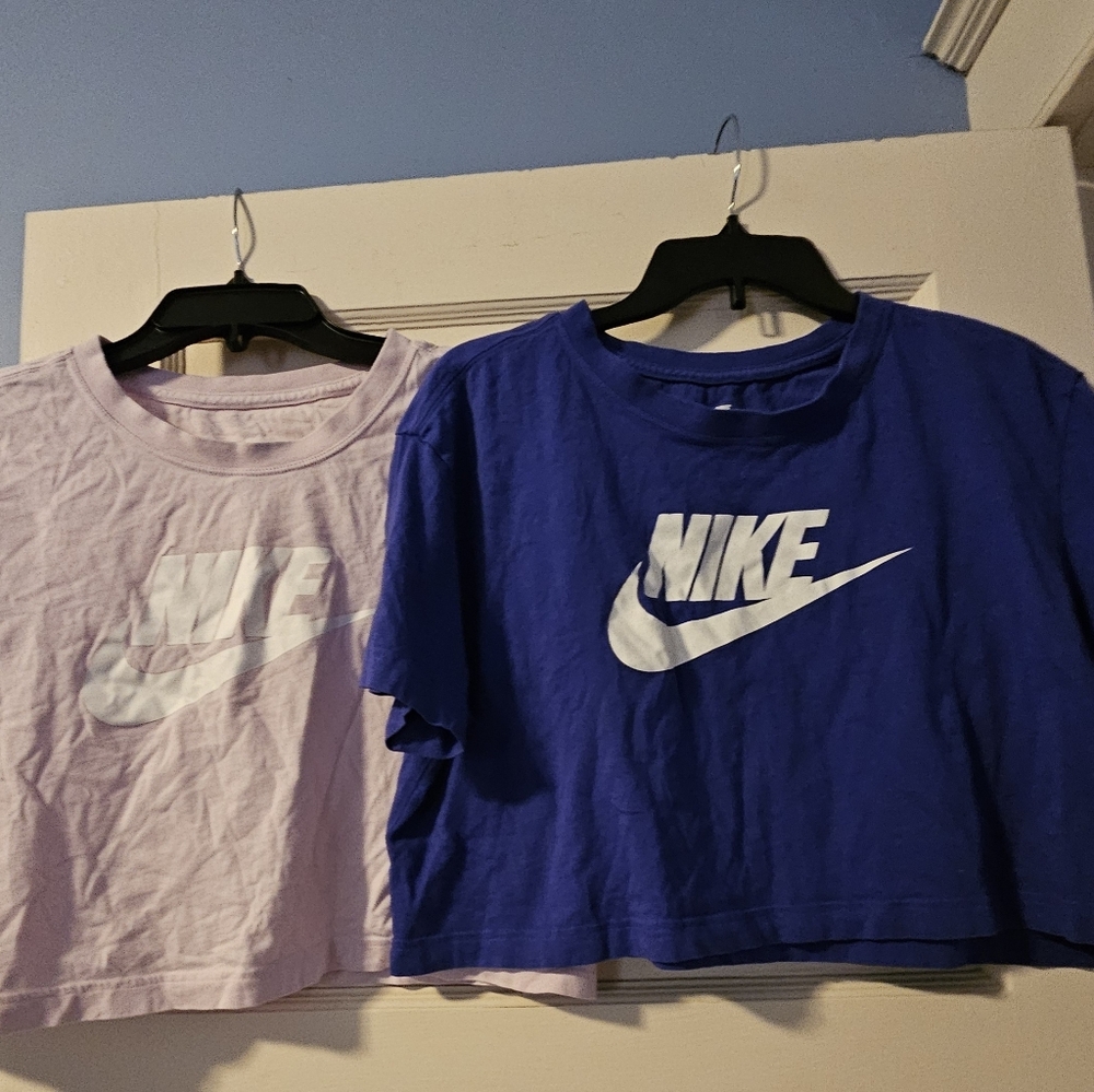Nike Womens Light Pink and Cobalt Blue Cropped Short Sleeve Tees